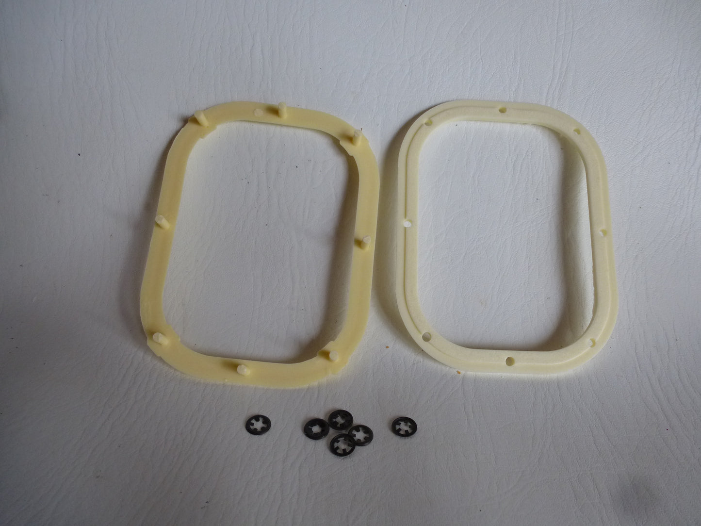 Teppaz speaker grille surround