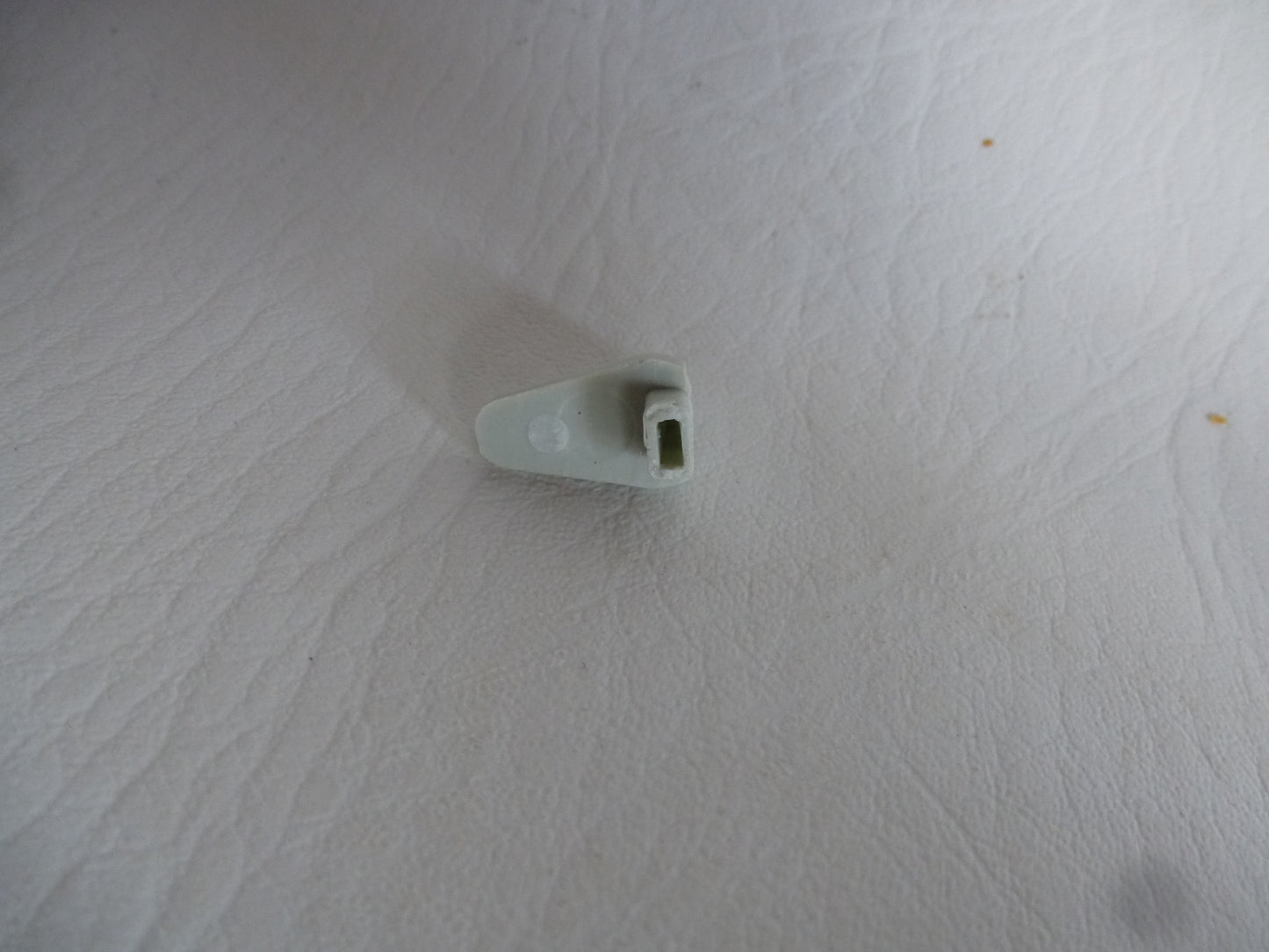 Speed selector button for Teppaz record players