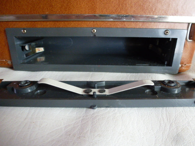 Teppaz BB-MATIC automatic changer record player