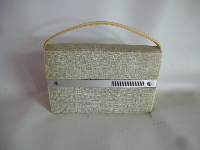 Philips L3f13T » Bluetooth » transistor radio