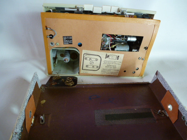 Philips L3f13T » Bluetooth » transistor radio