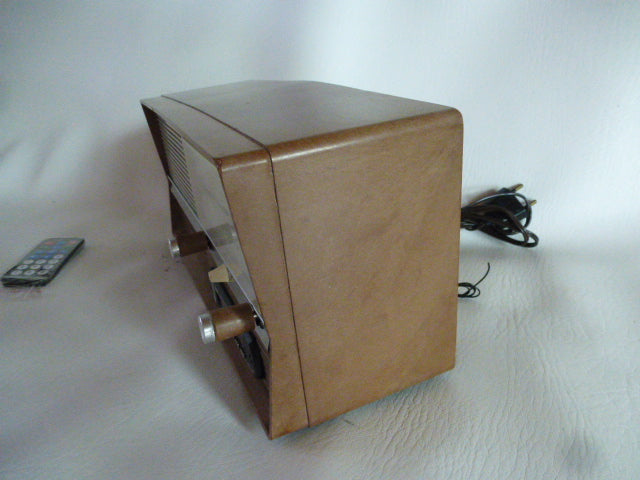“Vintage” Optalix Studio “bluetooth” + FM table radio