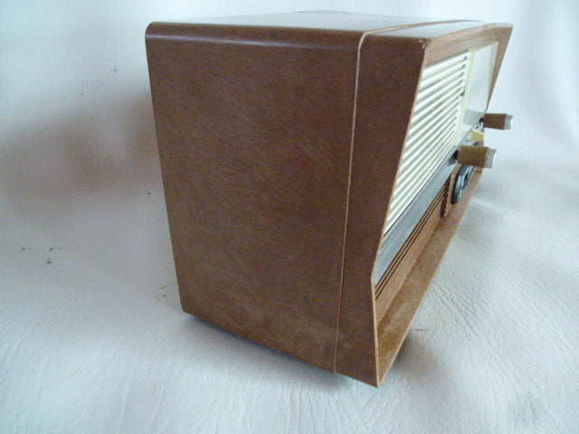 “Vintage” Optalix Studio “bluetooth” + FM table radio