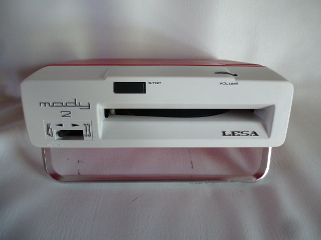 LESA Mady2 red record player