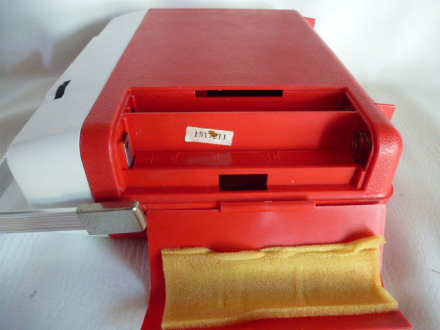 LESA Mady2 red record player