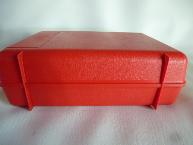LESA Mady2 red record player