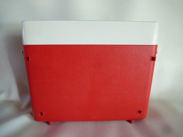 LESA Mady2 red record player