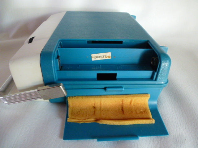 LESA Mady2 blue record player