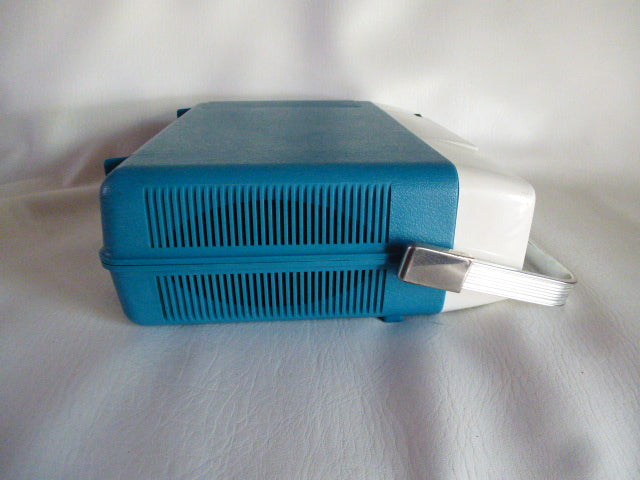 LESA Mady2 blue record player