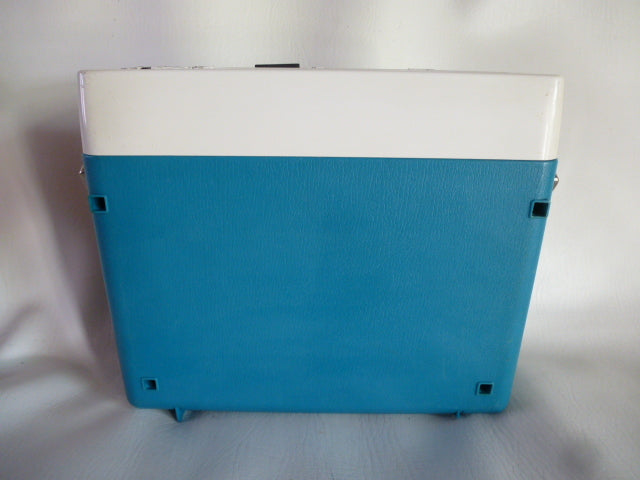 LESA Mady2 blue record player