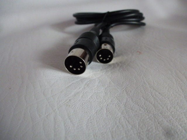 DIN/DIN audio cable