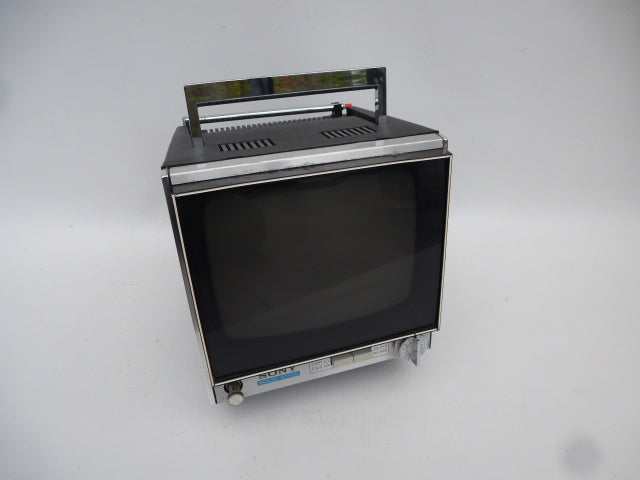 Téléviseur noir et blanc vintage Sony