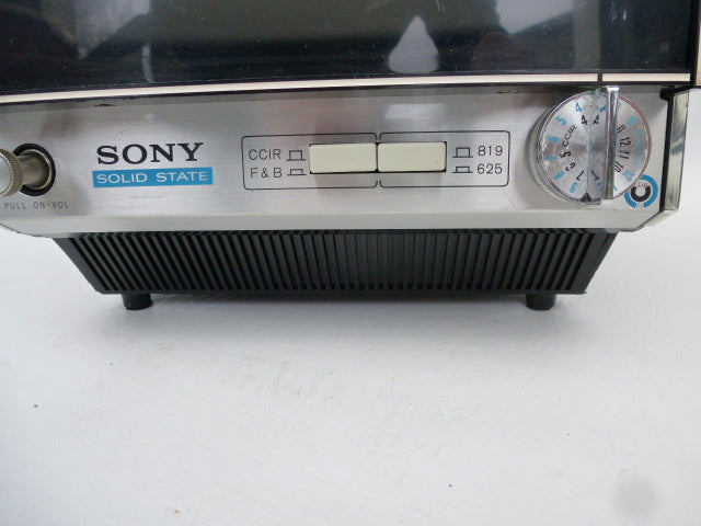Téléviseur noir et blanc vintage Sony