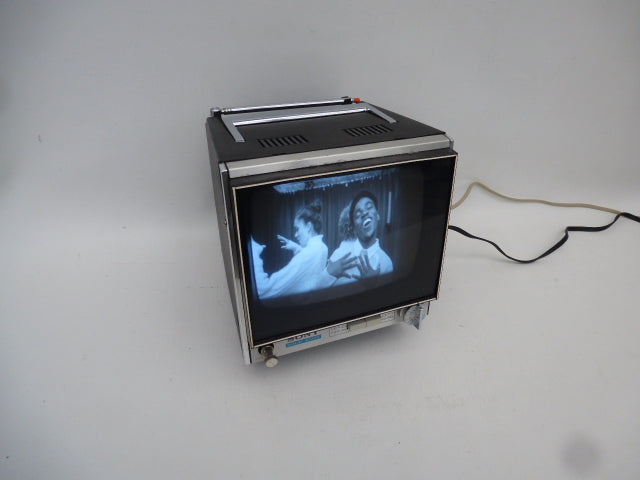 Téléviseur noir et blanc vintage Sony