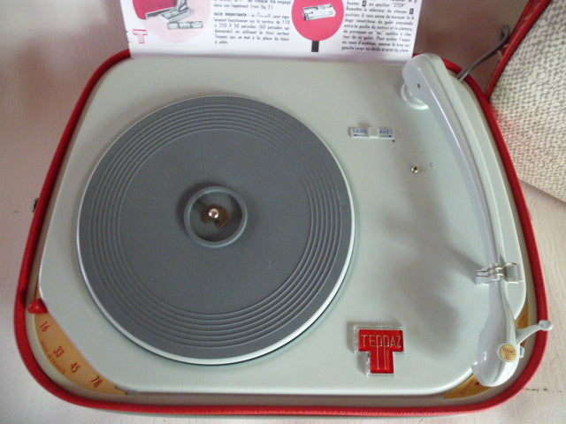 Electrophone « vintage » piles Teppaz Pirouett