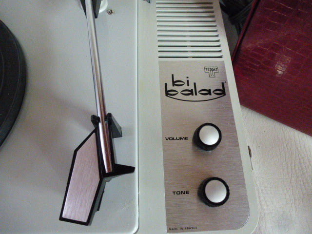 Electrophone Teppaz modèle Bi-Balad MT30