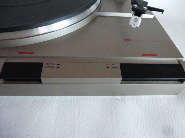 Platine tourne disque semi automatique Radiola
