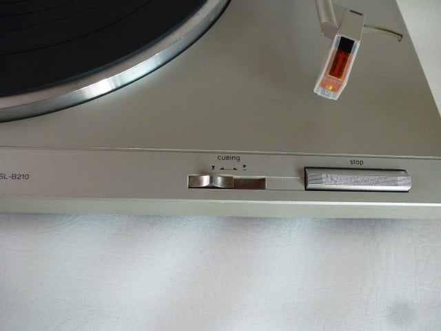 Platine tourne disques Hi-Fi Technics SL-B210