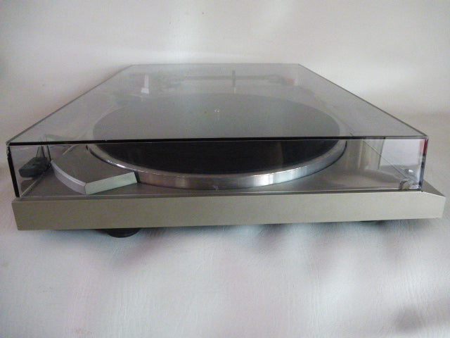 Platine tourne disques Hi-Fi Technics SL-B210