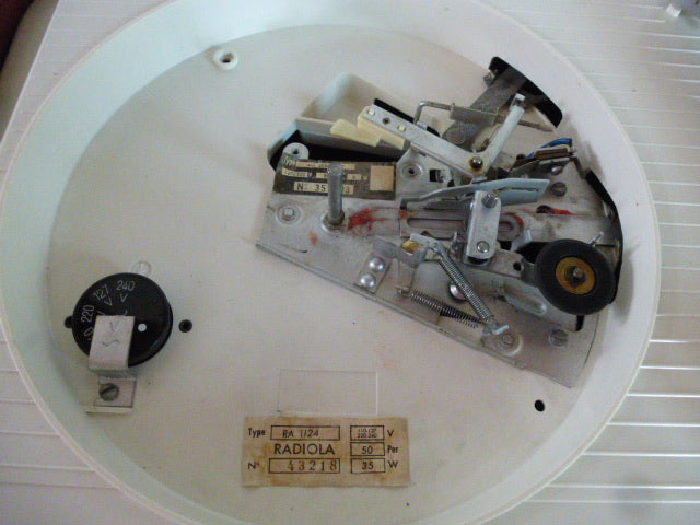 Radiola RA1124 vintage electrophone
