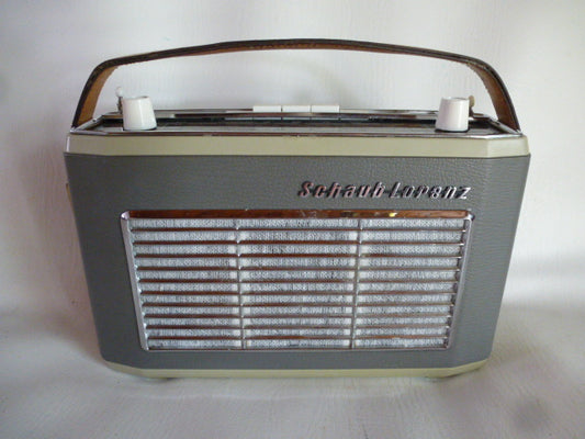 Vintage Schaub Lorenz Touring automatik radio