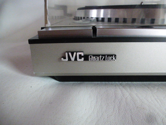 JVC QL-A5 Turntable