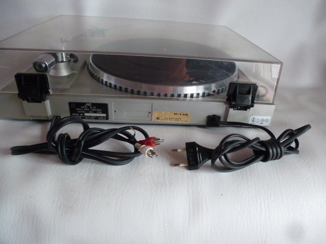 JVC QL-A5 Turntable