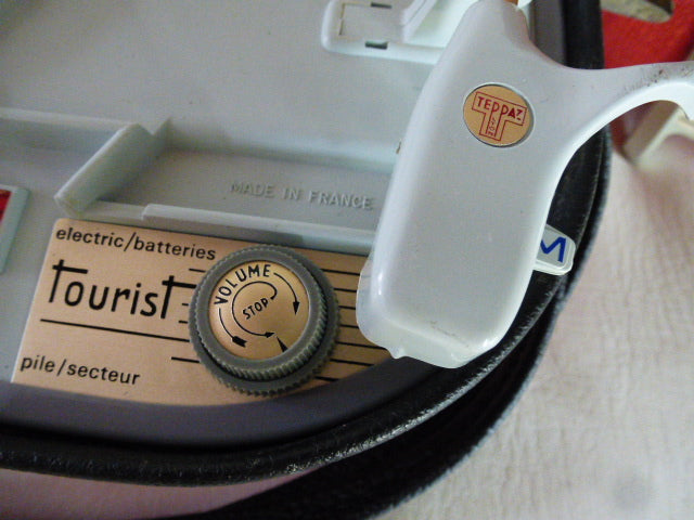 Electrophone Teppaz Tourist rouge et noir piles/secteur
