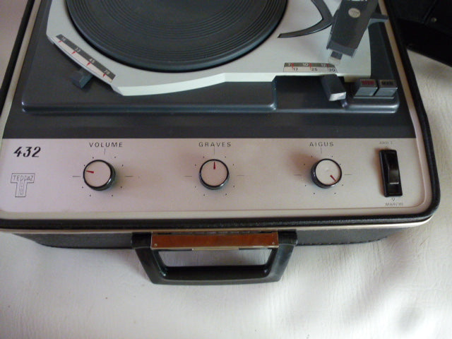 Teppaz 432 automatic changer record player