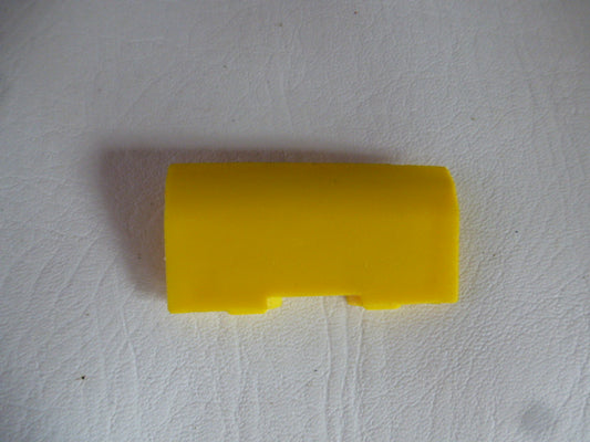 Battery hatch for Penny record player