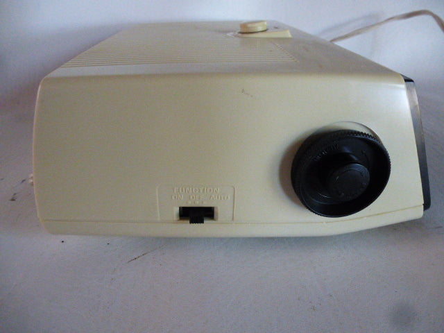 Radio réveil "vintage " Sanyo