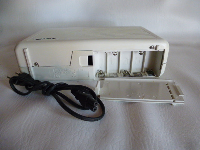 Radio "vintage" Saba Transeuropa K avec Bluetooth