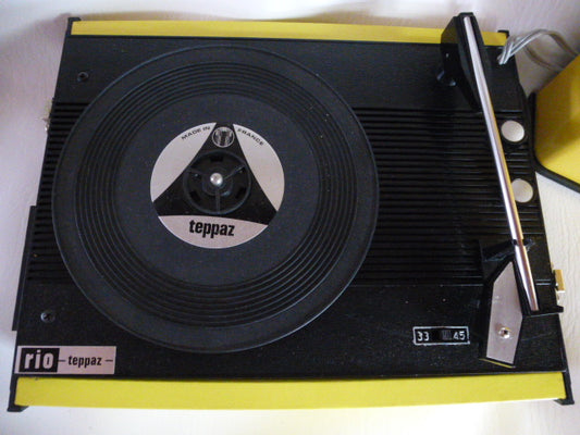 Vintage Teppaz Rio model record player