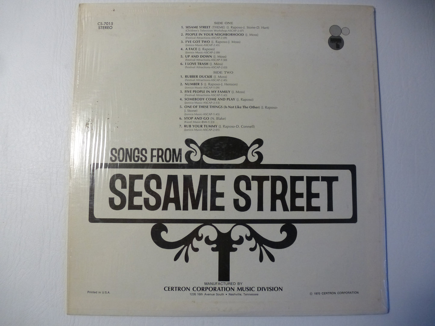 33 U/min nehmen Songs aus der SESAMSTRASSE 1970 auf