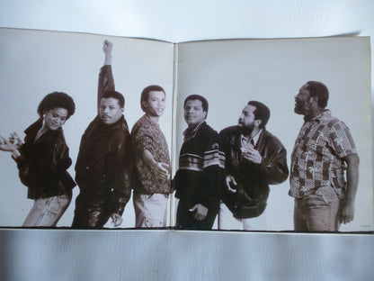 Disque 33 tours Kassav « Vini pou » 1987