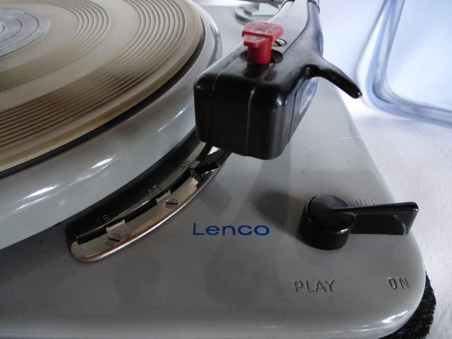 Platine tourne disques « Vintage » Lenco B51