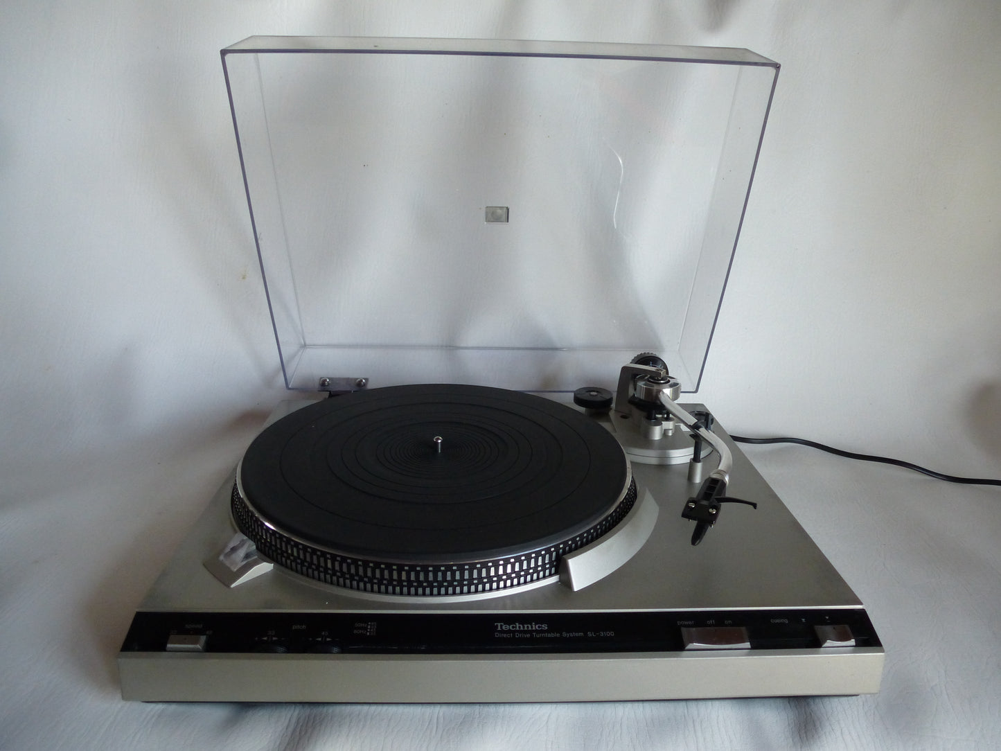 Platine tourne disques Technics SL-3100