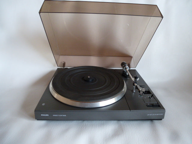 Platine tourne disques Hi-Fi Philips 22AF677