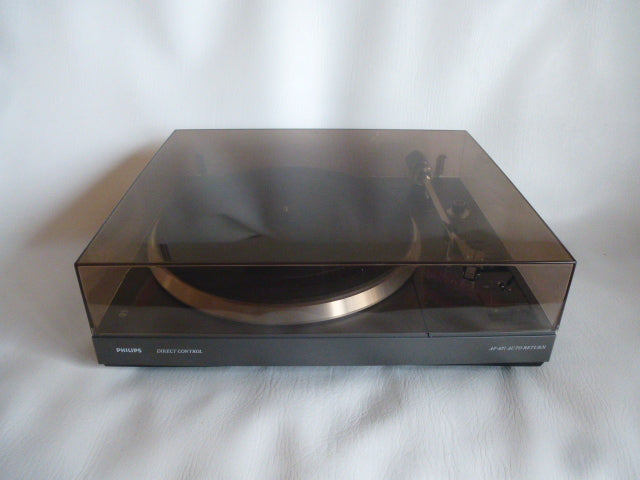 Platine tourne disques Hi-Fi Philips 22AF677