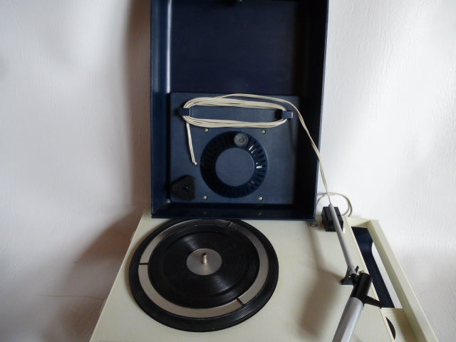 Philips 22GF103 Battery-Powered Record Player