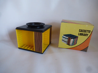 Tour de rangement pour cassettes audio