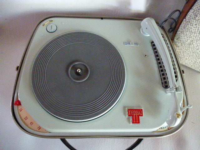 Teppaz Oscar 65 vintage tube record player