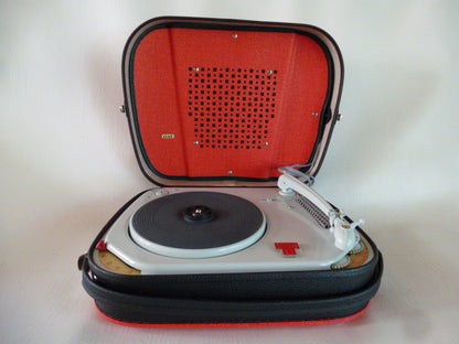 Teppaz Oscar 65 “Vintage” tube electrophone “LUXE” version