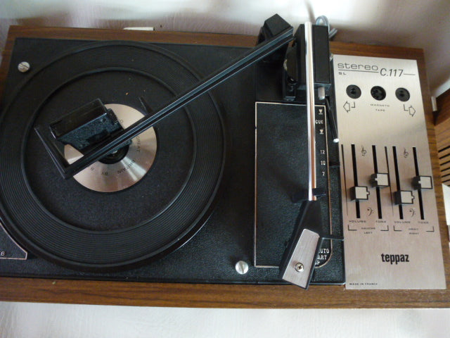 Teppaz STC117 Stereo Record Player with Auto Changer