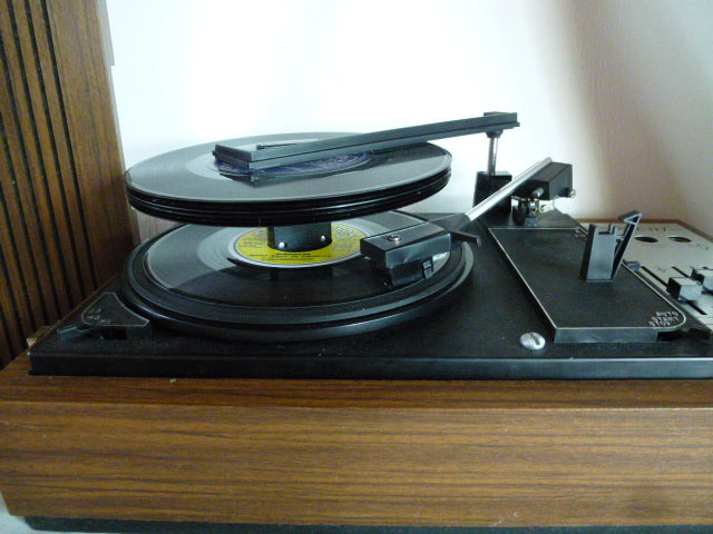 Teppaz STC117 Stereo Record Player with Auto Changer