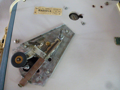 Vintage Radiola RA 8024 electrophone