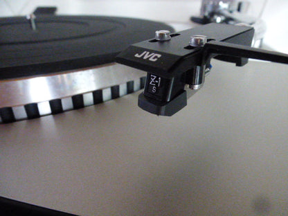 JVC QL-A5 Turntable