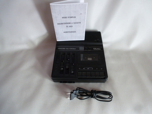 Magnétophone mono à cassettes RFT