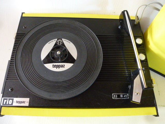 Electrophone "Vintage" Teppaz modèle Rio