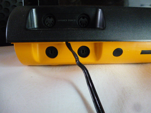 Electrophone de salon à changeur automatique Schneider